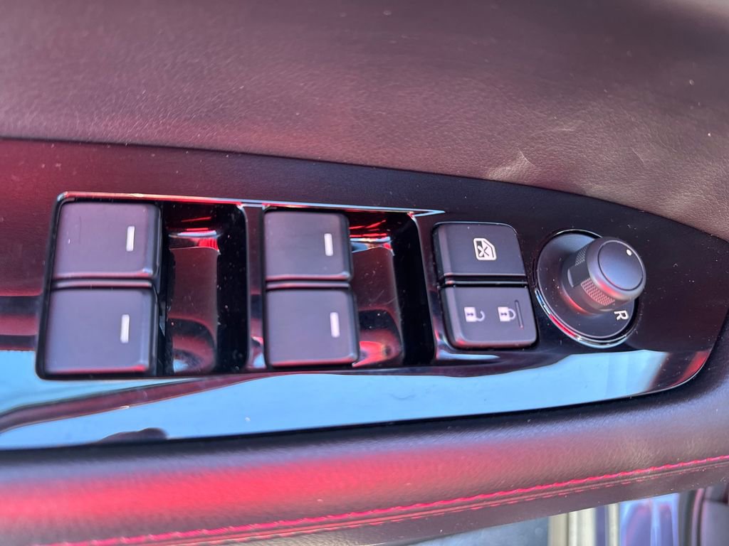 Used 2023 MAZDA CX-5 Carbon Edition image 14