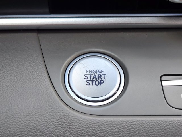 Used 2024 Hyundai Elantra SEL FWD image 22
