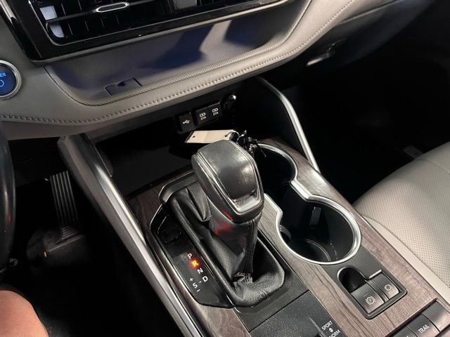 Used 2021 Toyota Highlander Limited image 29