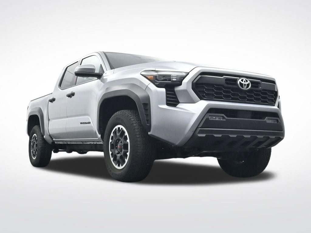 Used 2024 Toyota Tacoma TRD Off-Road image 33