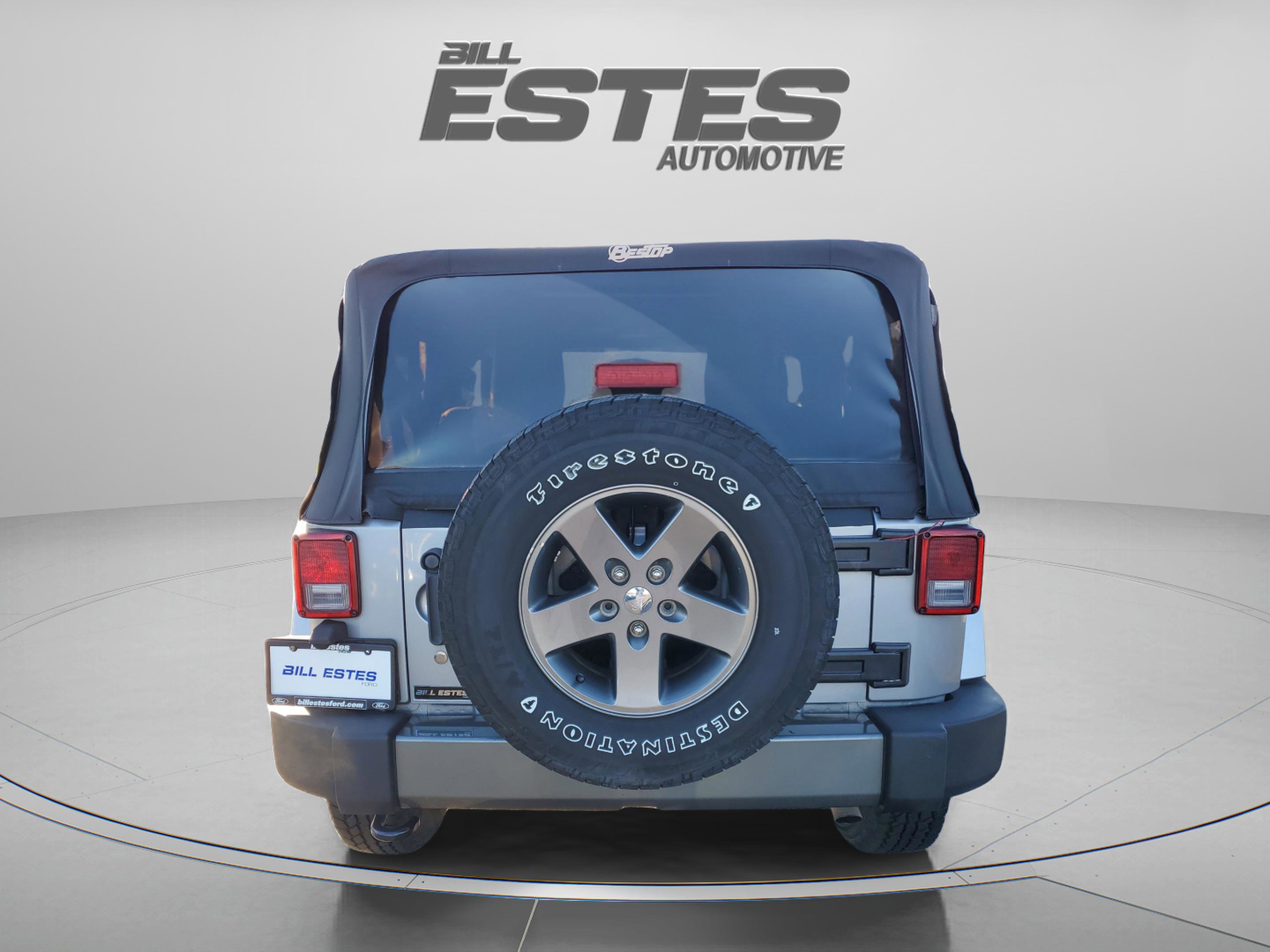 Used 2015 Jeep Wrangler Freedom Edition image 3