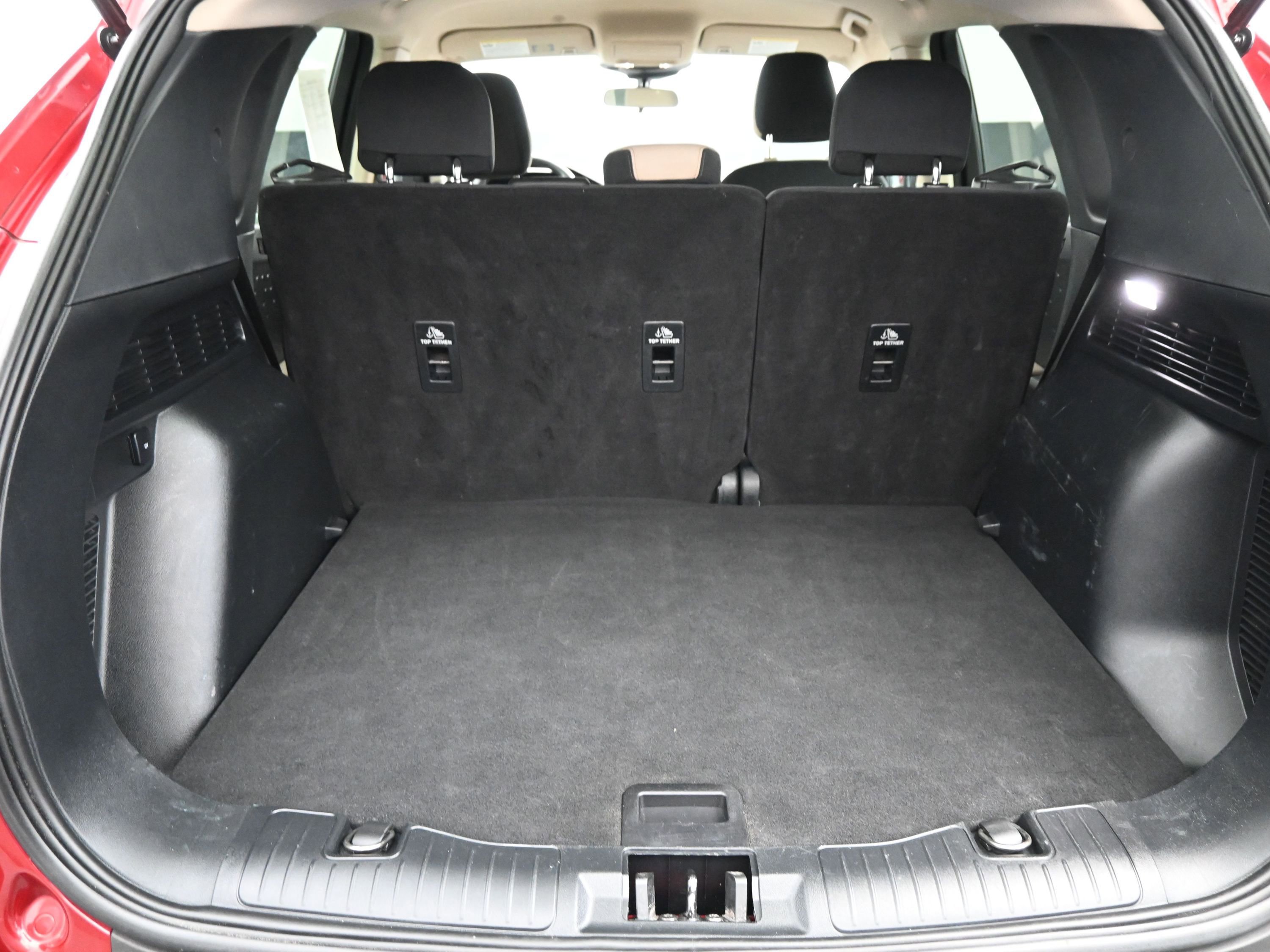 Used 2020 Ford Escape SE image 9