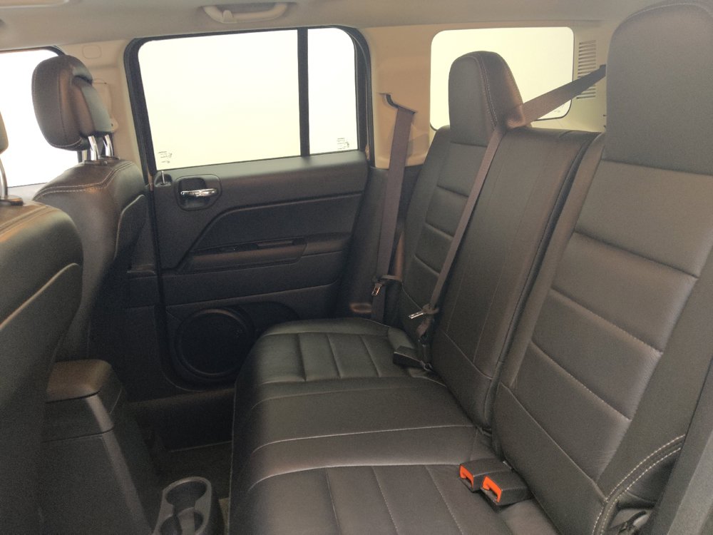 Used 2017 Jeep Patriot High Altitude FWD image 18