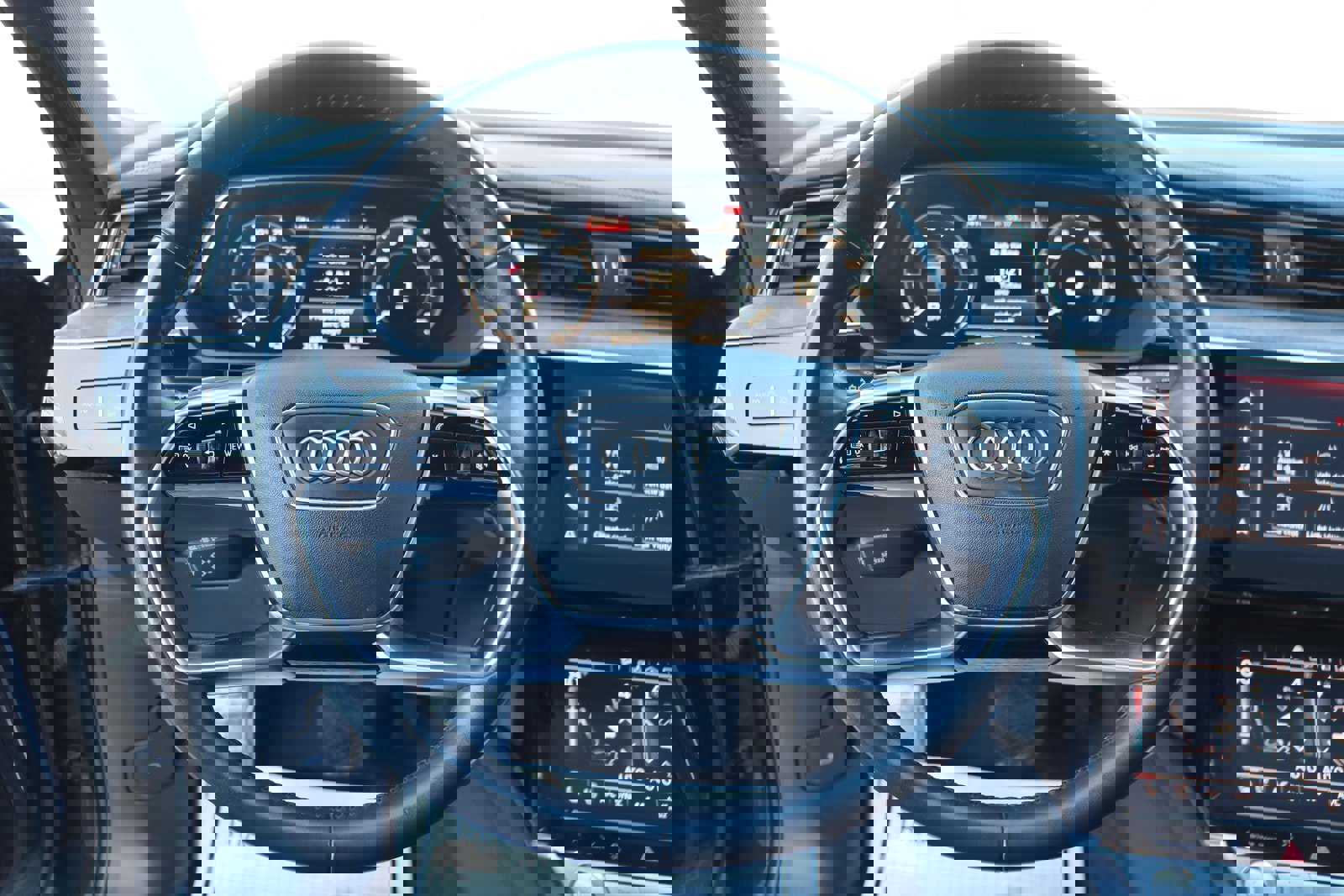 Used 2019 Audi e-tron Premium Plus w/ Cold Weather Package image 29