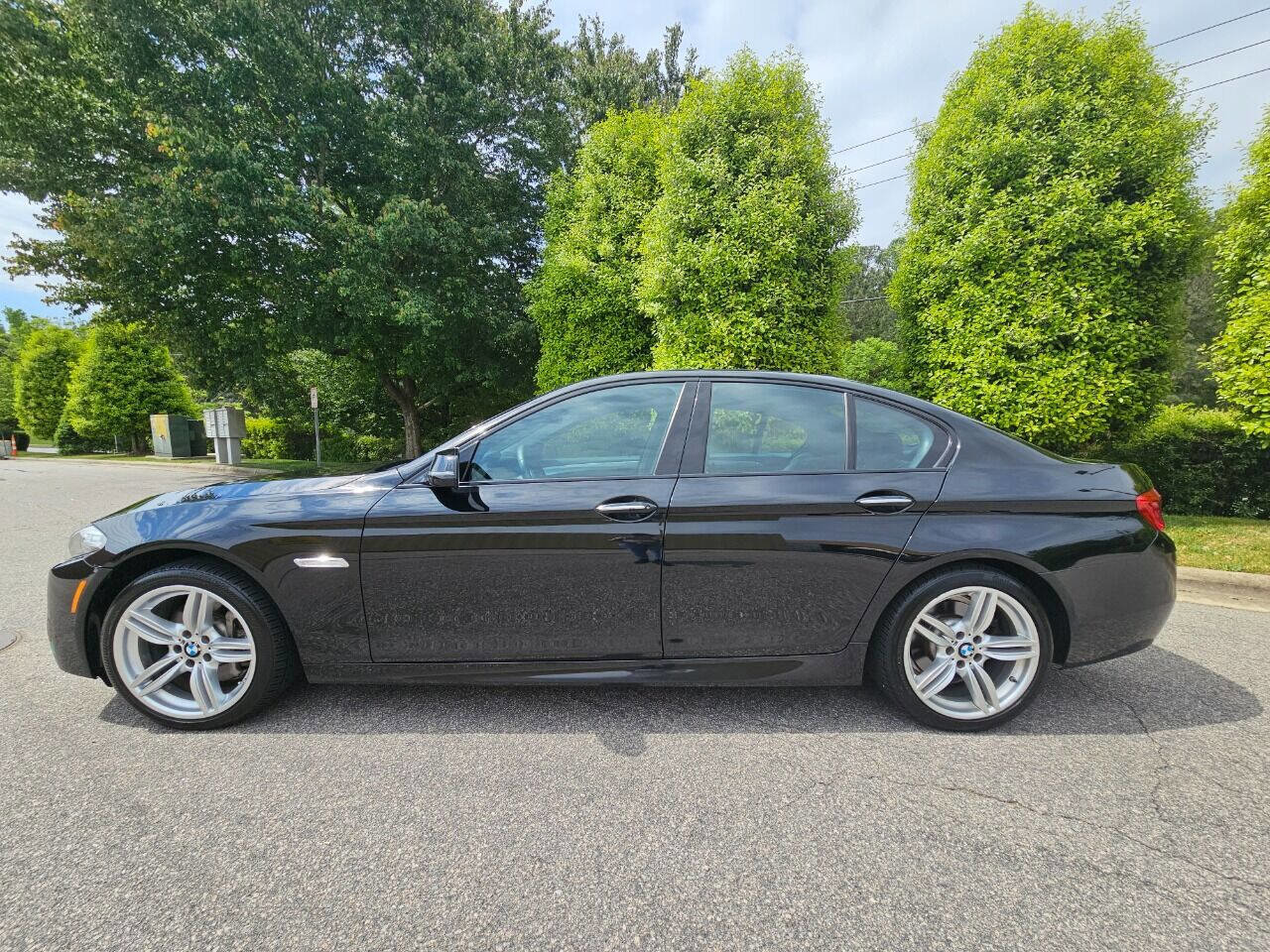 Used 2015 BMW 535i xDrive Sedan image 2