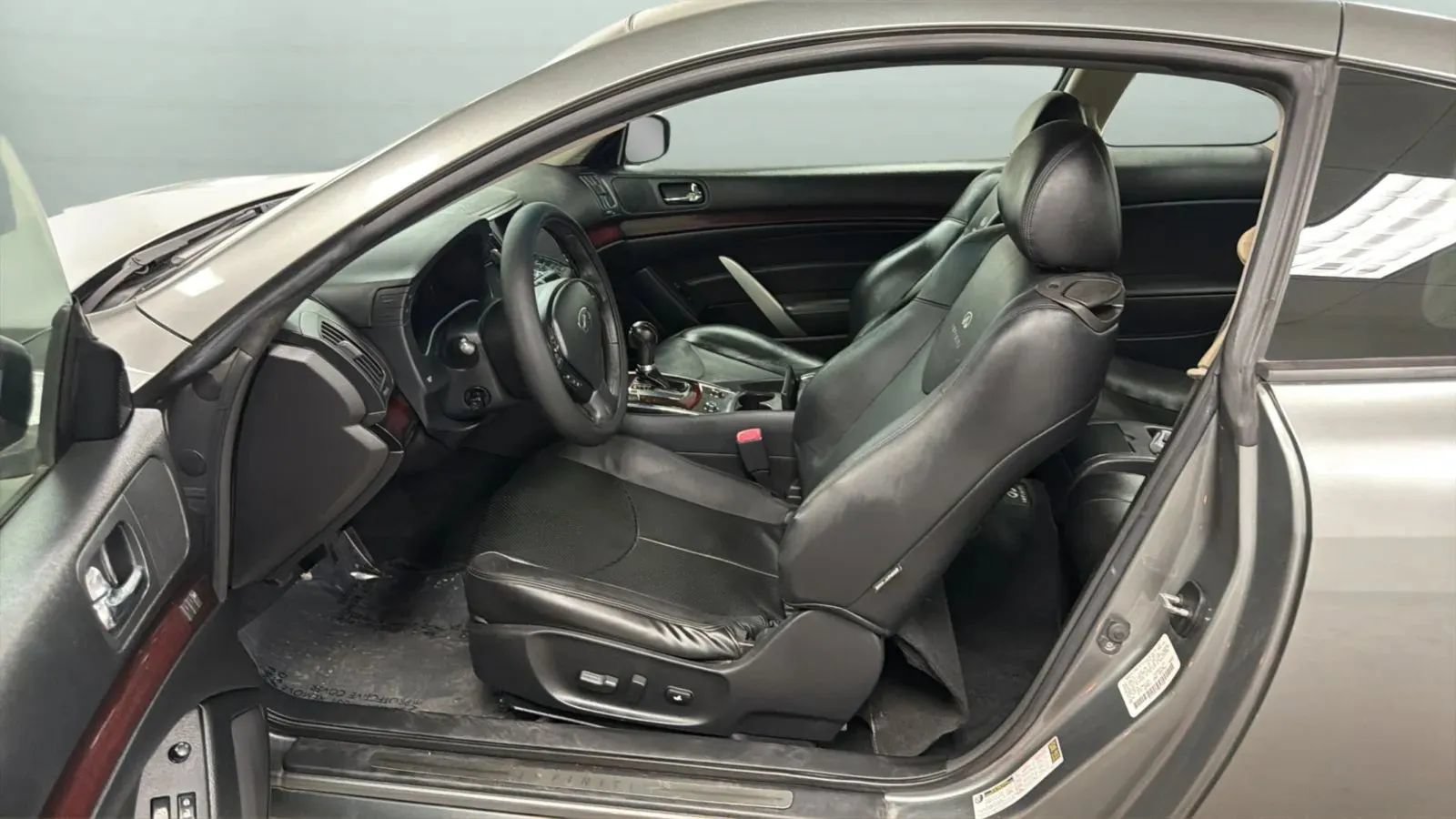 Used 2011 INFINITI G37 Journey w/ Premium Pkg RWD image 21