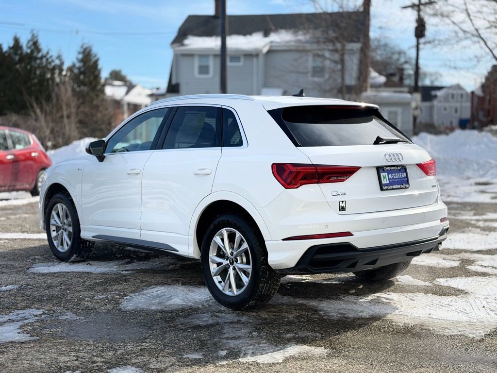 Used 2025 Audi Q3 2.0T Premium image 4