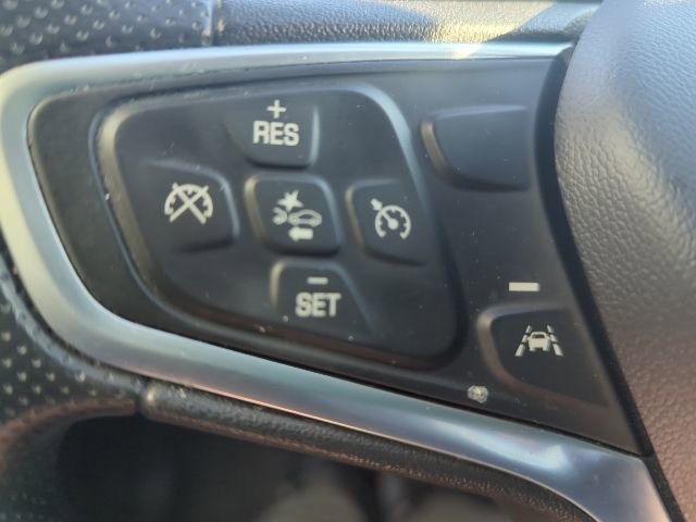 Used 2023 Chevrolet Malibu LT image 34