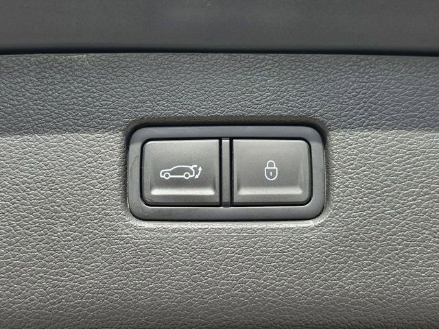 Used 2025 Genesis GV80 3.5T Prestige image 14