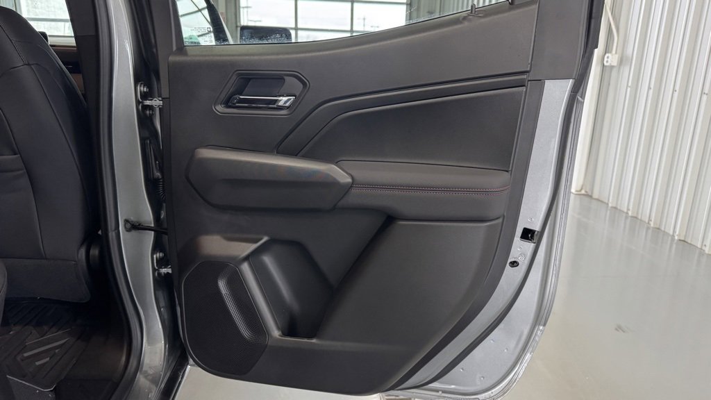 New 2025 Chevrolet Colorado Z71 w/ Technology Package image 14