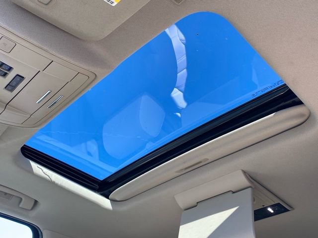 Used 2017 GMC Yukon Denali w/ Open Road Package image 23