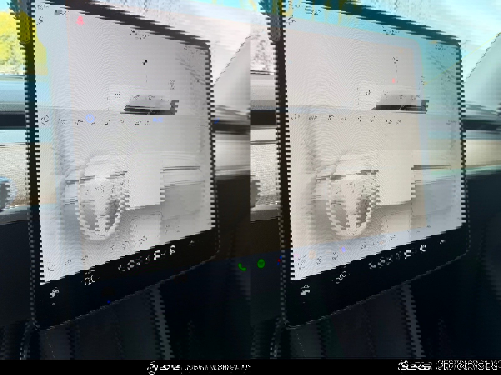 Used 2025 Tesla Model Y Long Range image 25