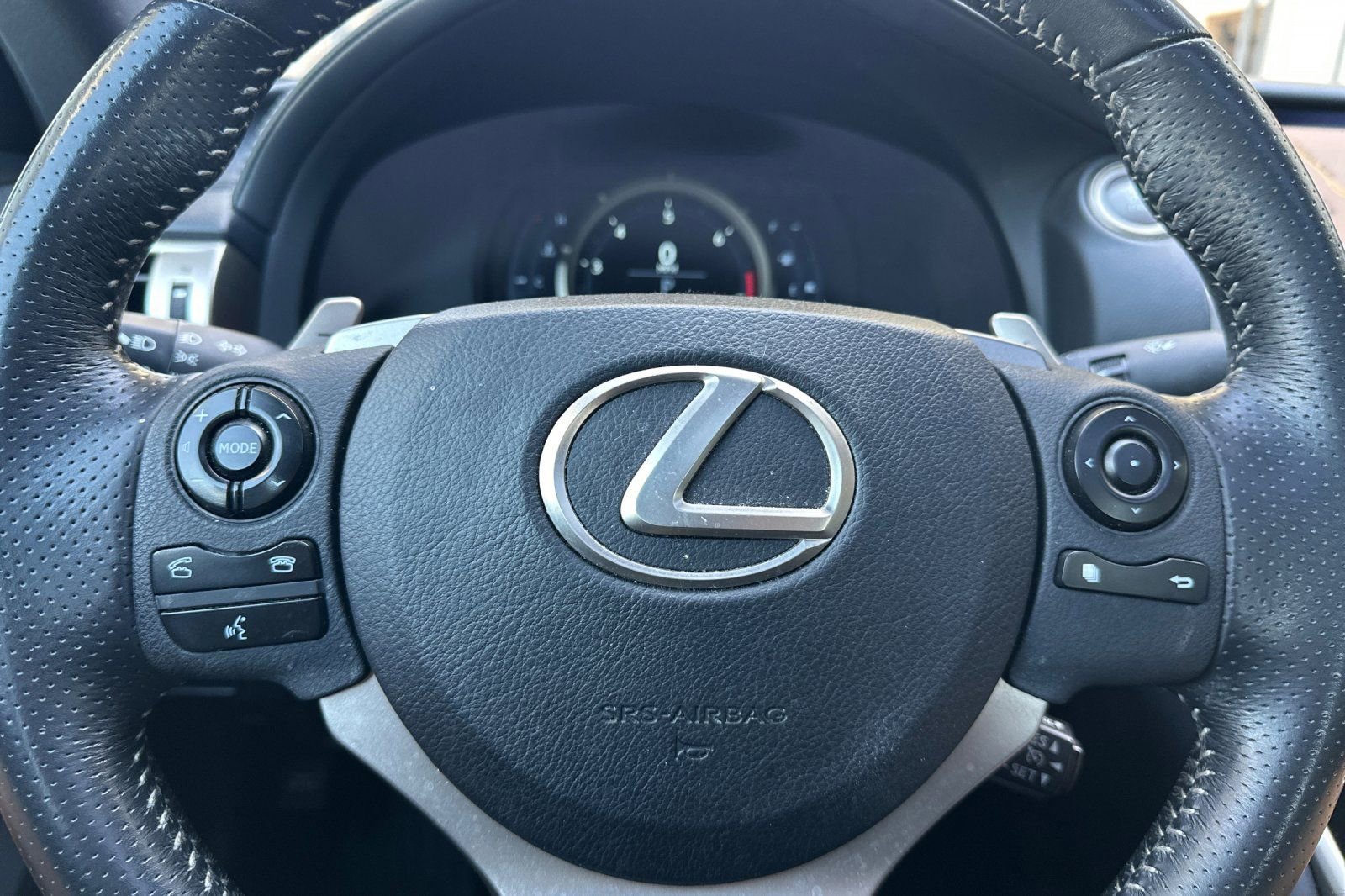 Used 2014 Lexus IS 250 w/ F-Sport Package RWD image 22