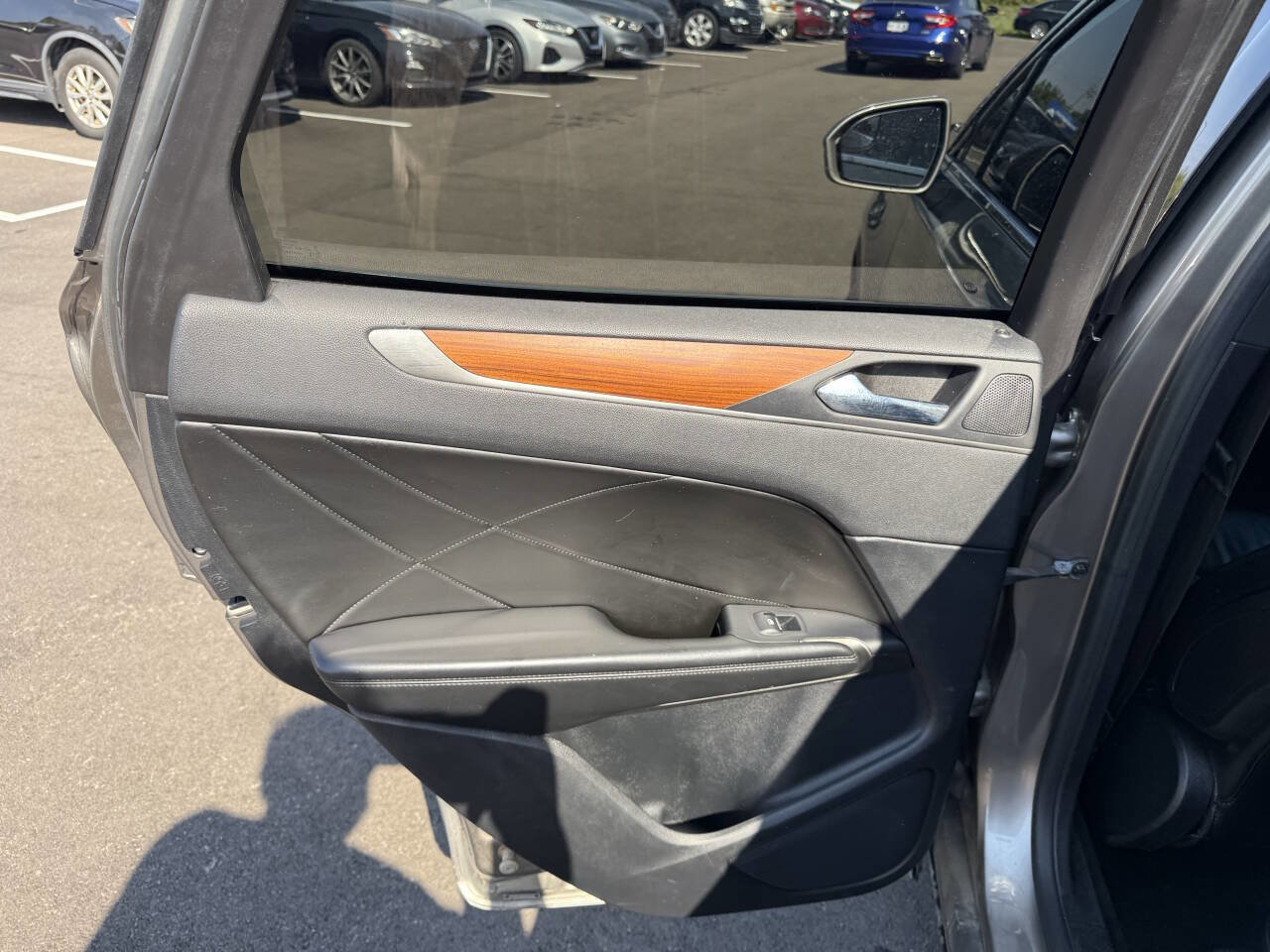 Used 2017 Lincoln MKC Select image 15