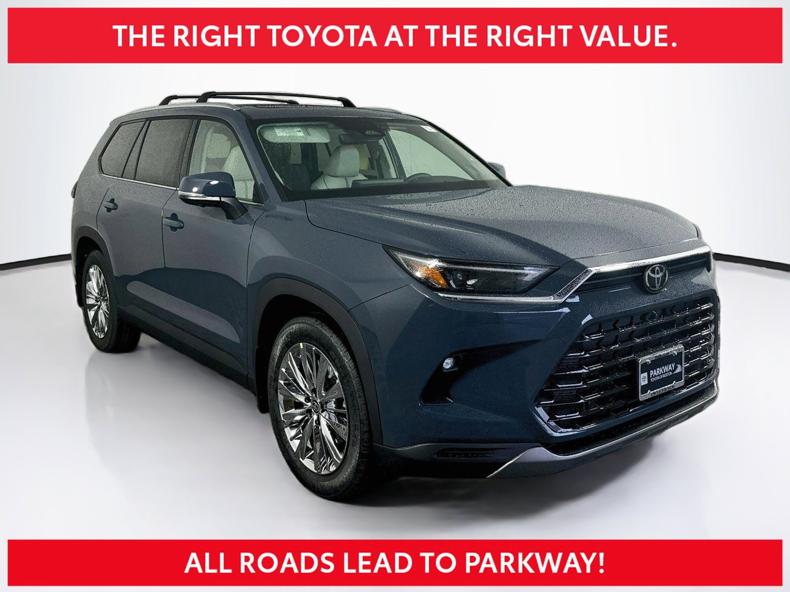 Used 2025 Toyota Grand Highlander AWD image 1