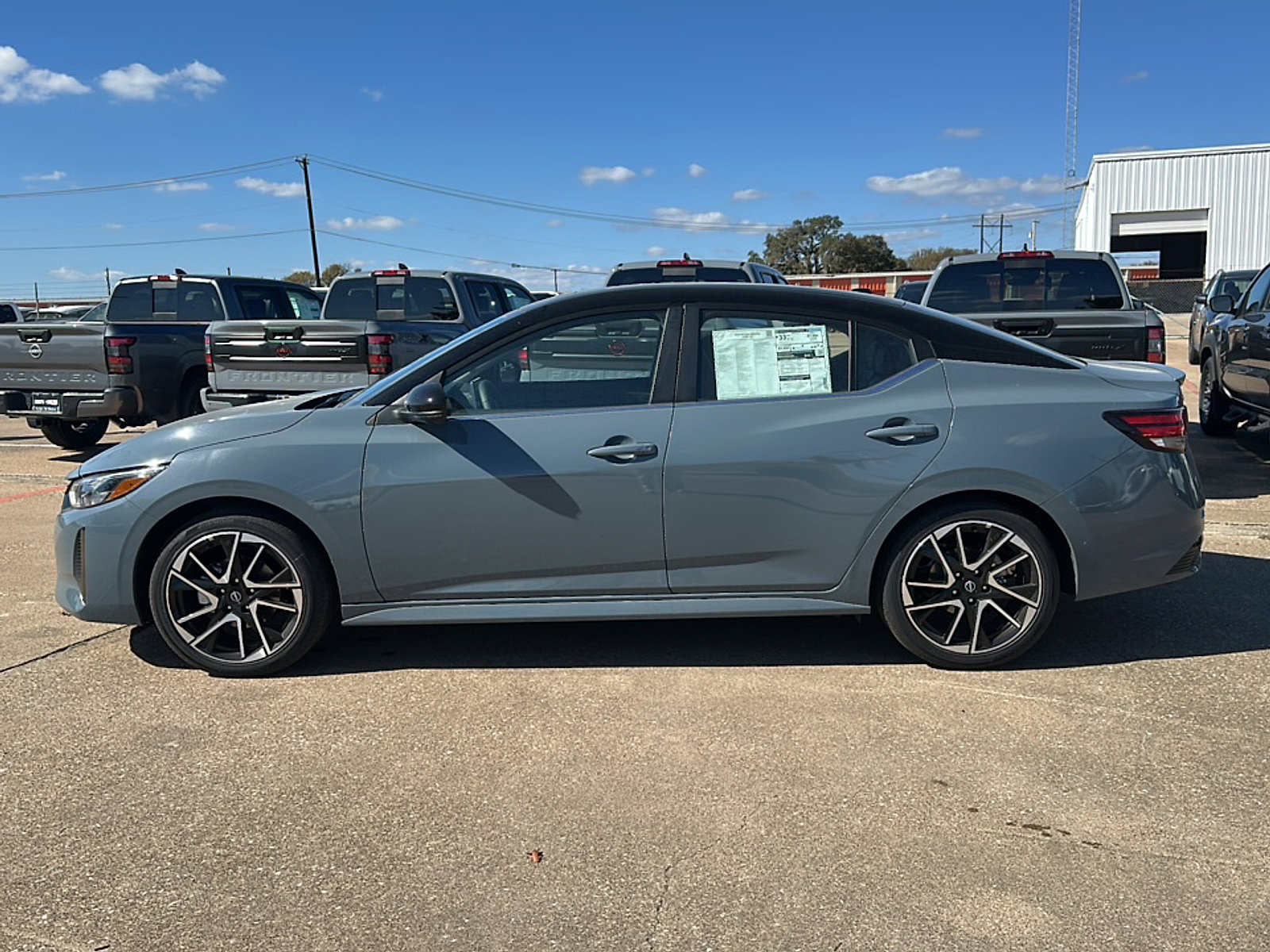 New 2025 Nissan Sentra SR w/ SR Premium Package image 5