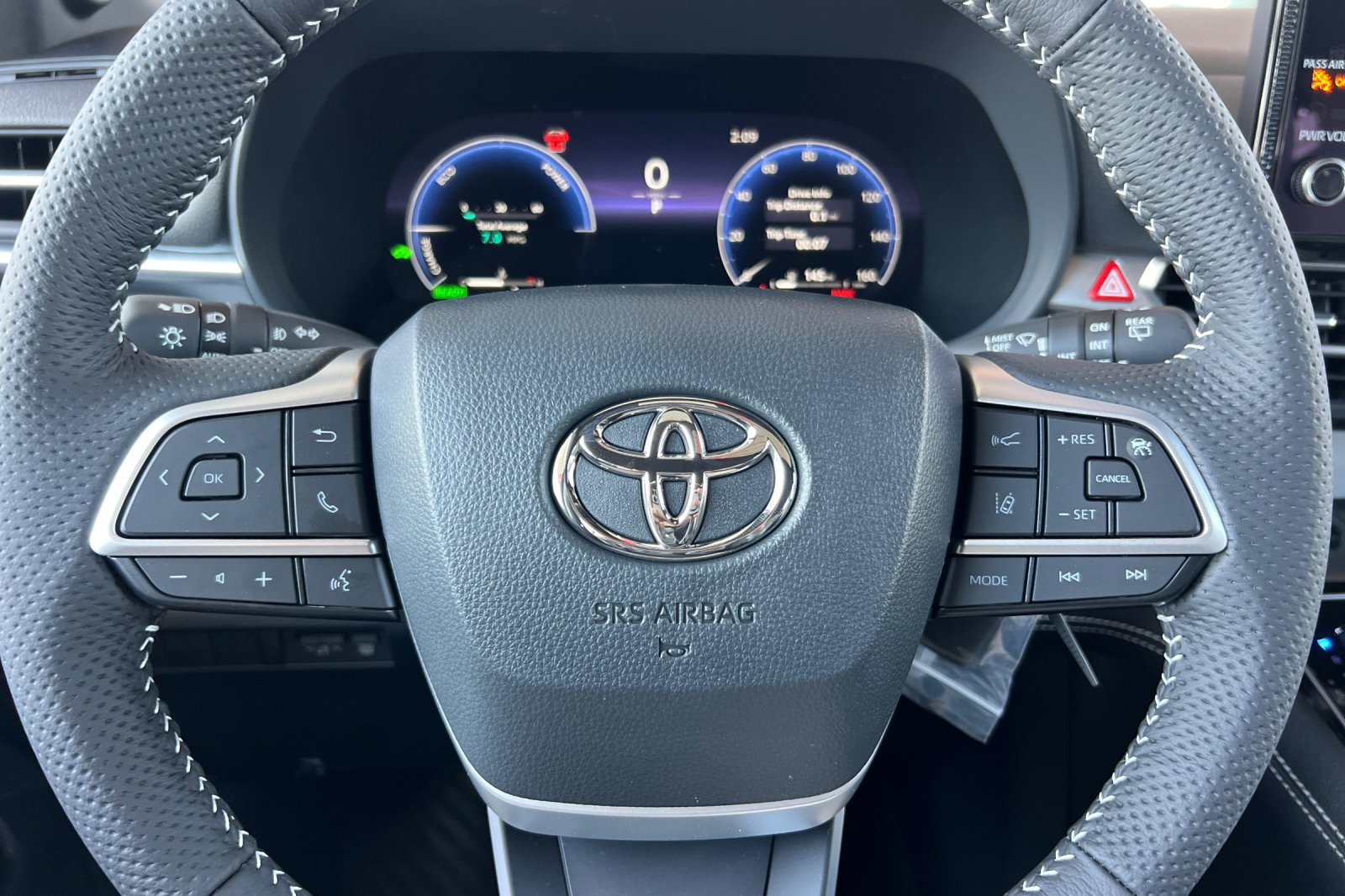 New 2026 Toyota Sienna XSE AWD/4WD image 29