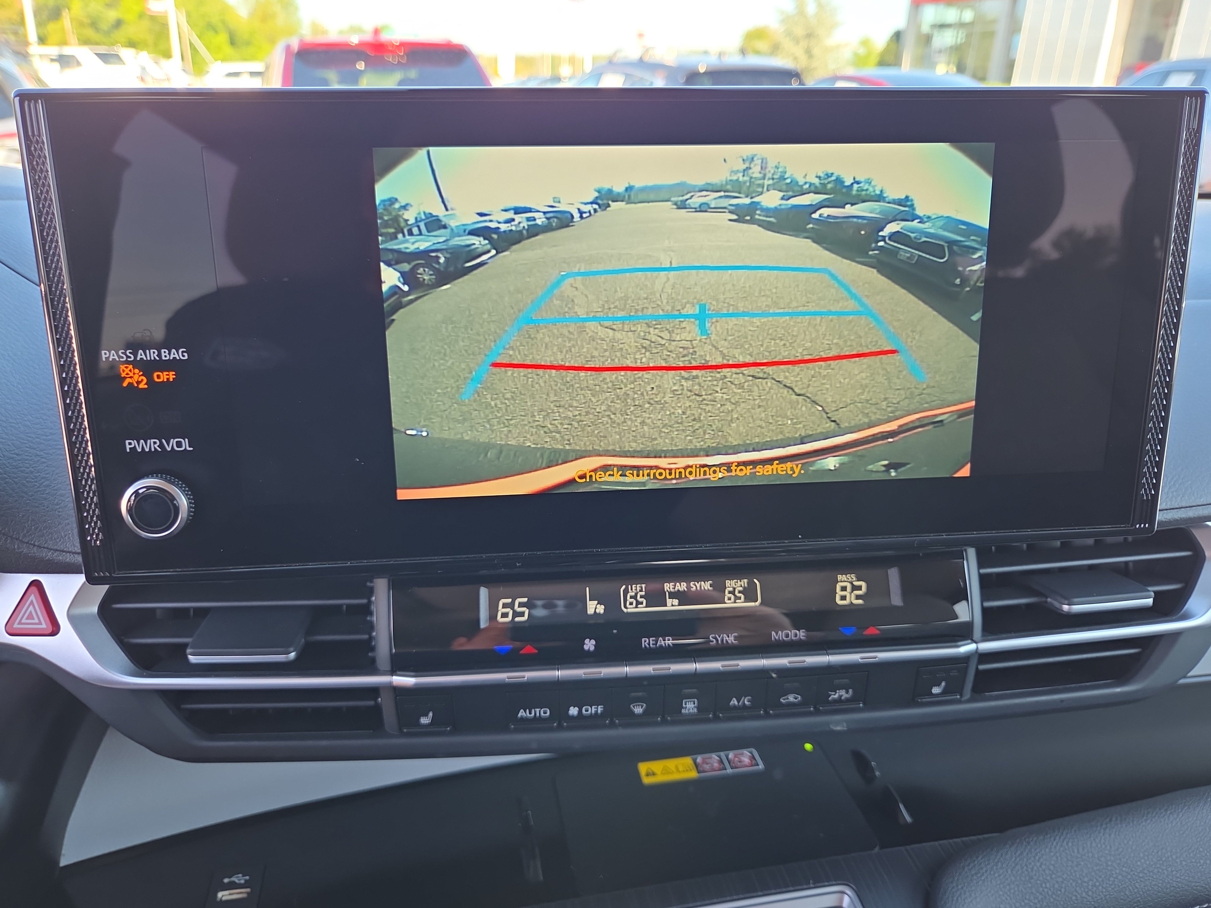 Certified 2026 Toyota Sienna XLE AWD/4WD image 23