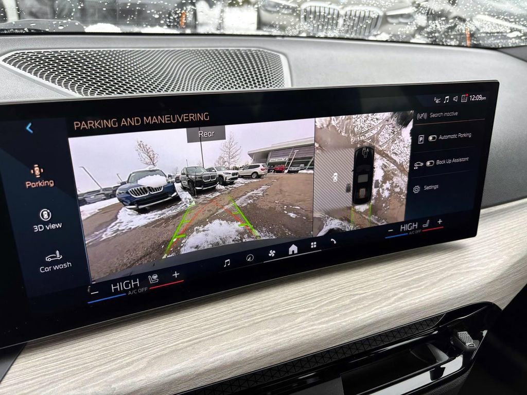 Certified 2025 BMW 330i xDrive Sedan image 21