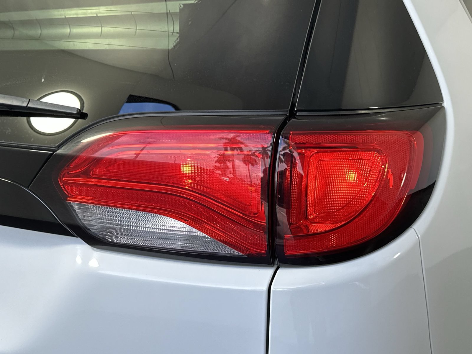 Used 2023 Chrysler Voyager LX FWD image 26