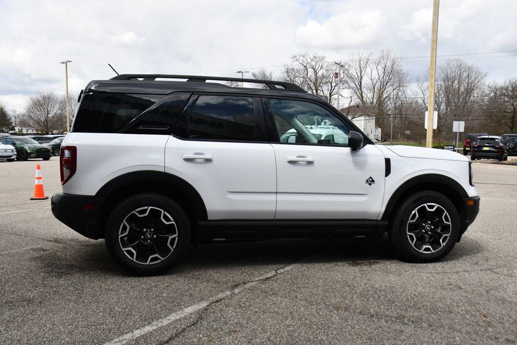 Used 2025 Ford Bronco Sport Outer Banks w/ Outer Banks Tech Package+ AWD/4WD image 7