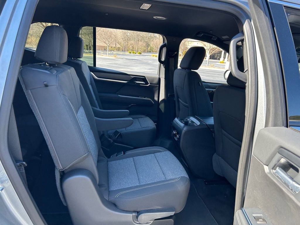 New 2026 GMC Acadia Elevation image 45