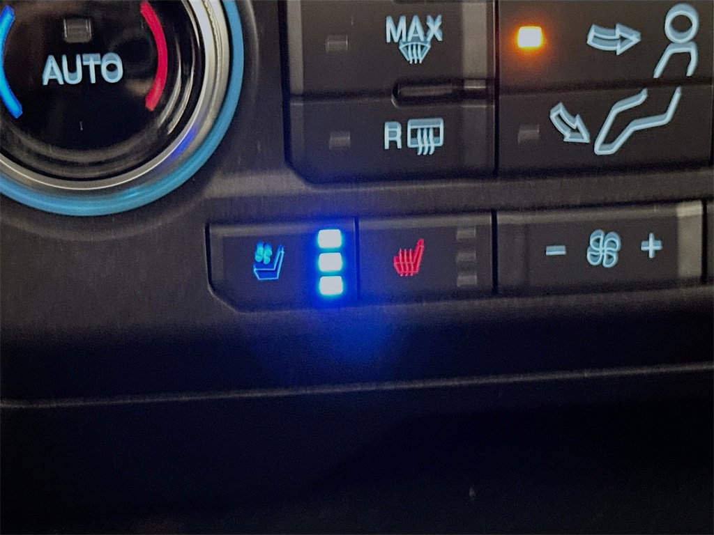 Used 2021 Ford F350 Platinum image 22