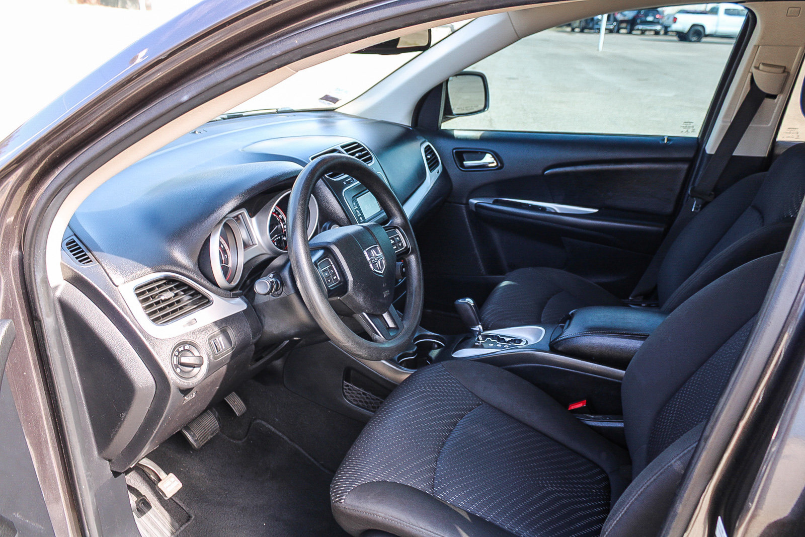 Used 2020 Dodge Journey SE FWD image 19