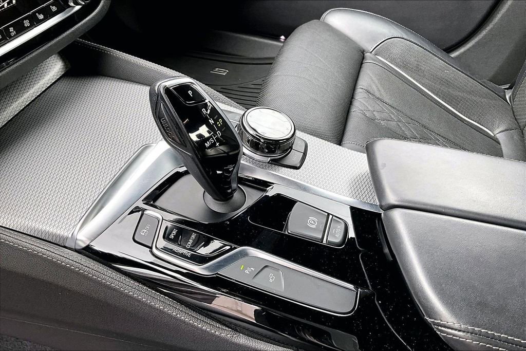 Used 2018 BMW M550i xDrive image 15