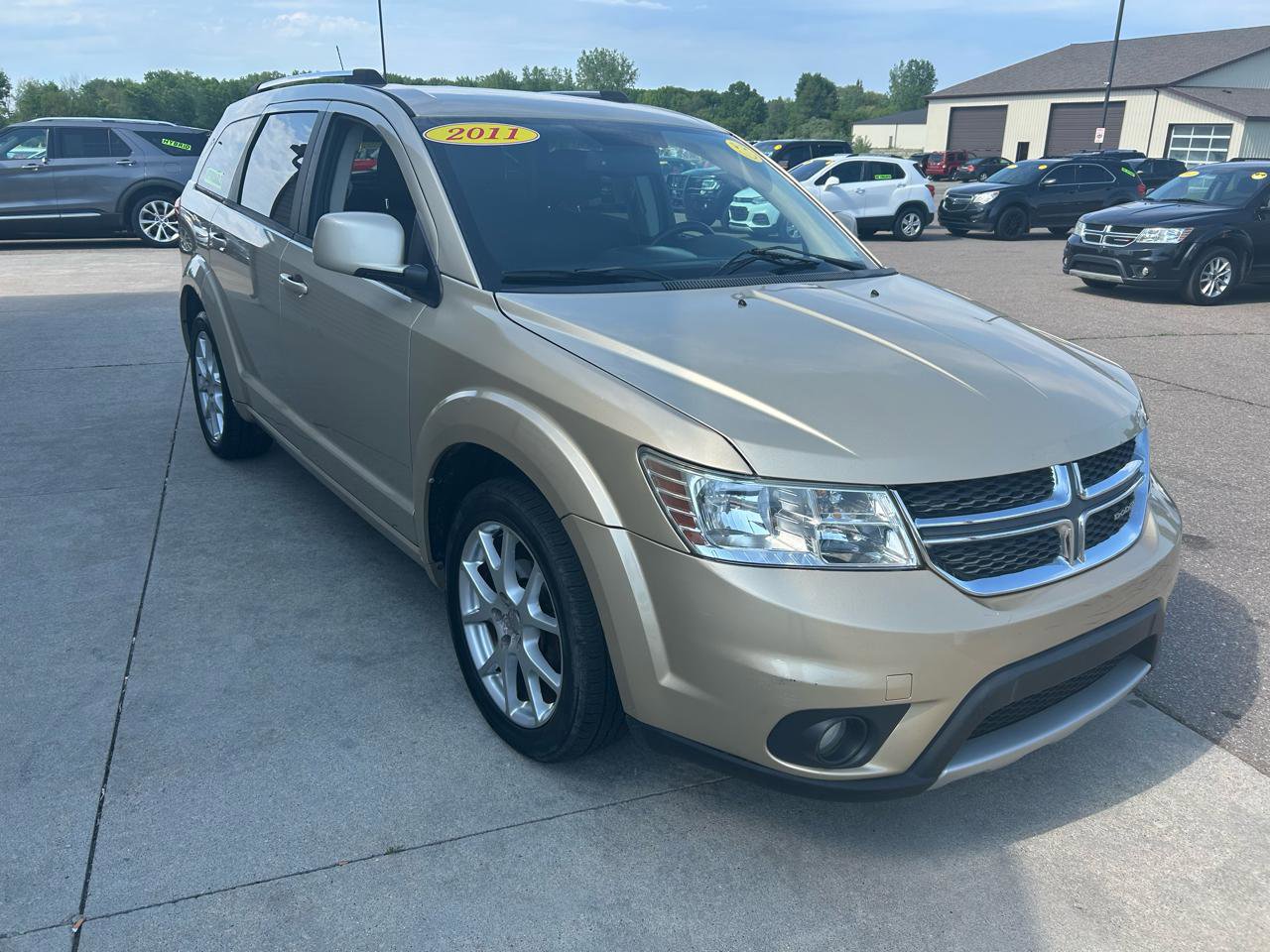 Used 2011 Dodge Journey SXT FWD image 3