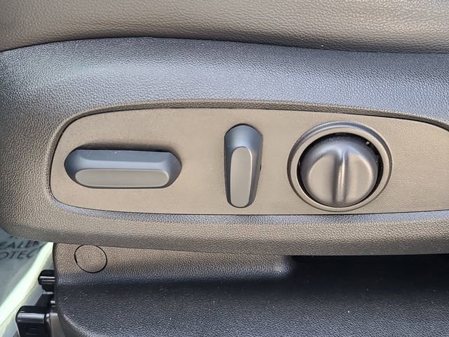 Used 2023 GMC Acadia SLT w/ Technology Package FWD image 23