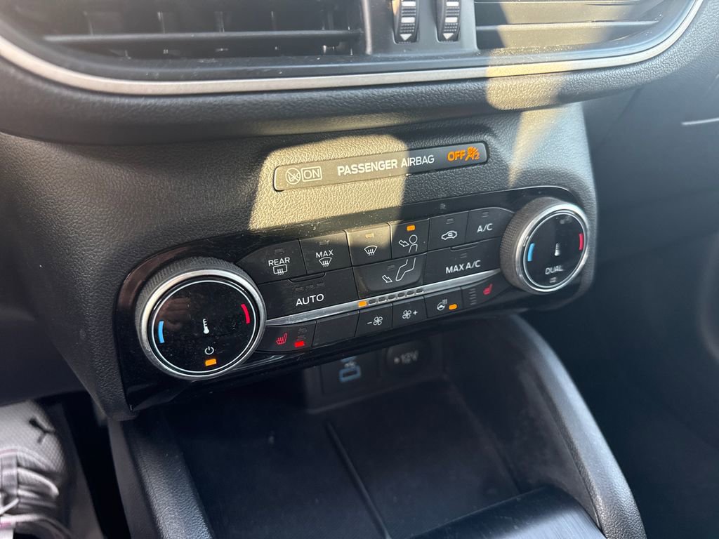 Used 2022 Ford Escape SE w/ Convenience Package image 33