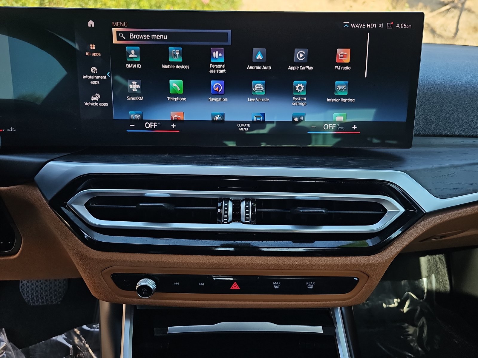 Used 2023 BMW 330i Sedan w/ Driving Assistance Package RWD image 19