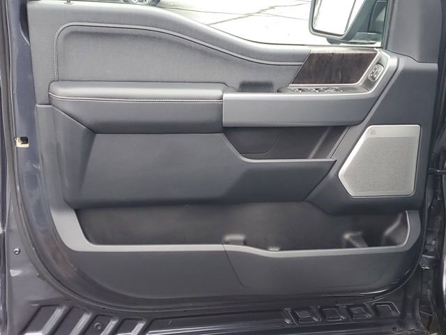 Used 2022 Ford F150 Lariat w/ Equipment Group 502A High image 8