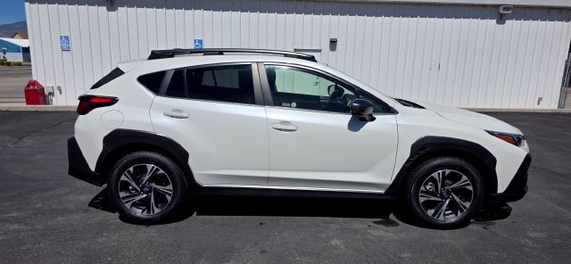 Used 2025 Subaru Crosstrek 2.5i Premium AWD/4WD image 6
