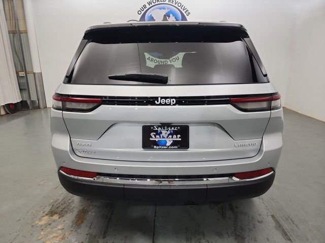 New 2025 Jeep Grand Cherokee Laredo X w/ Luxury Tech Group I image 7