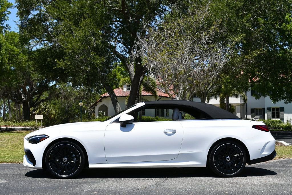 Used 2025 Mercedes-Benz CLE 450 4MATIC Cabriolet image 33