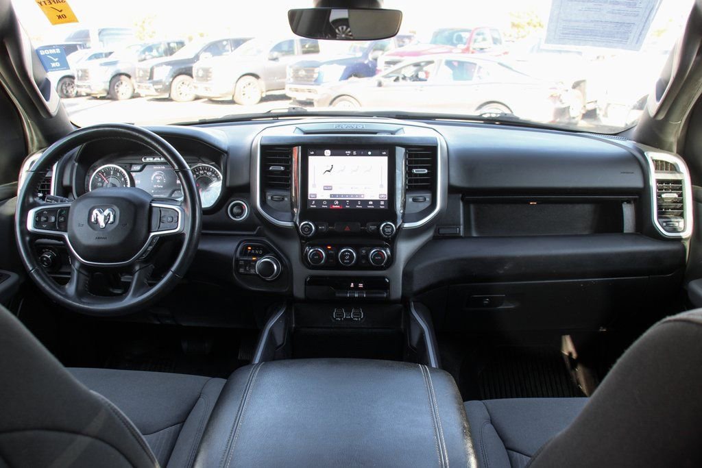 Used 2022 RAM 1500 Big Horn AWD/4WD image 25