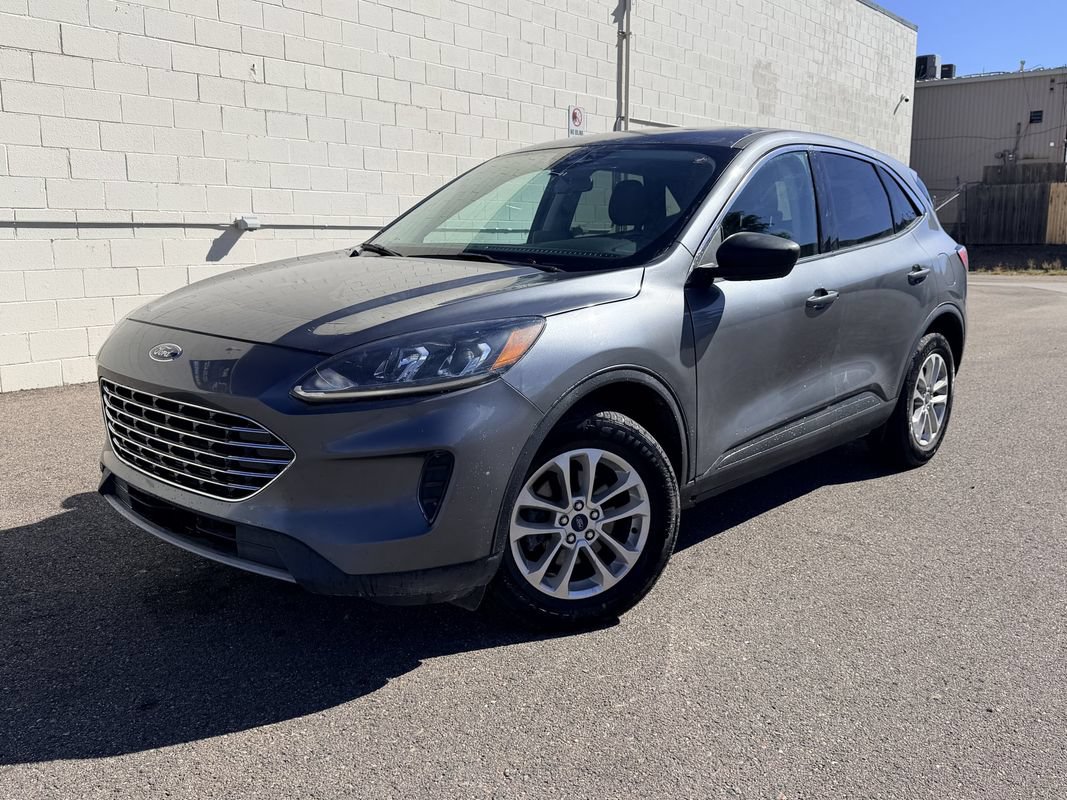 Used 2022 Ford Escape SE w/ Convenience Package AWD/4WD image 1