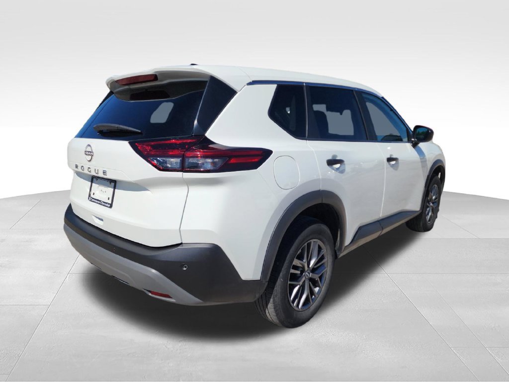 Used 2023 Nissan Rogue S FWD image 12
