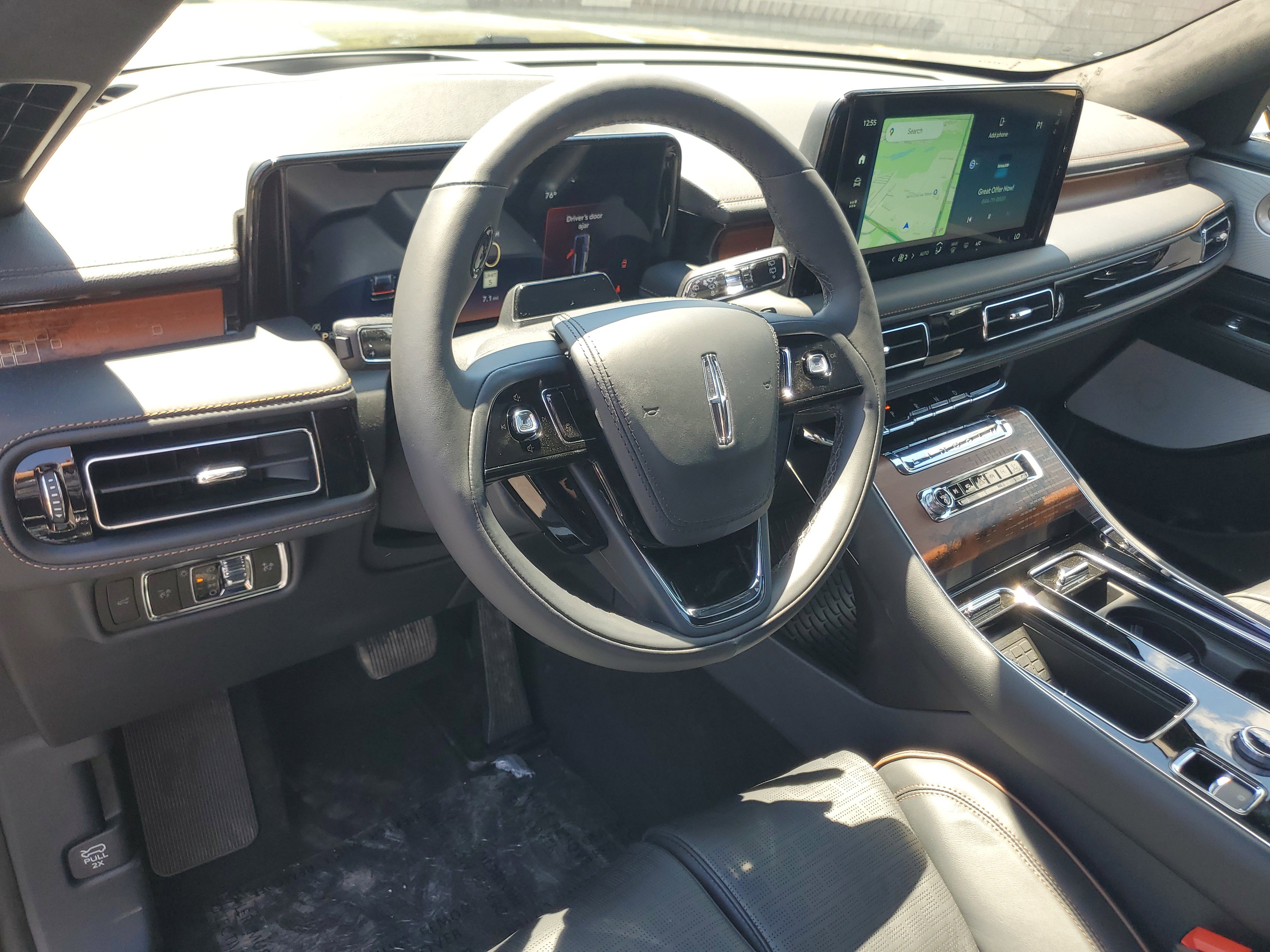 New 2026 Lincoln Aviator Black Label w/ Dynamic Handling Package AWD/4WD image 12