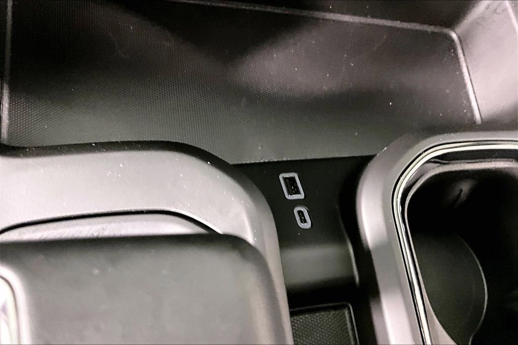 Used 2026 GMC Sierra 1500 AT4 w/ Technology Package image 17