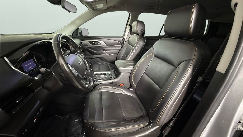 Used 2021 Chevrolet Traverse RS image 17