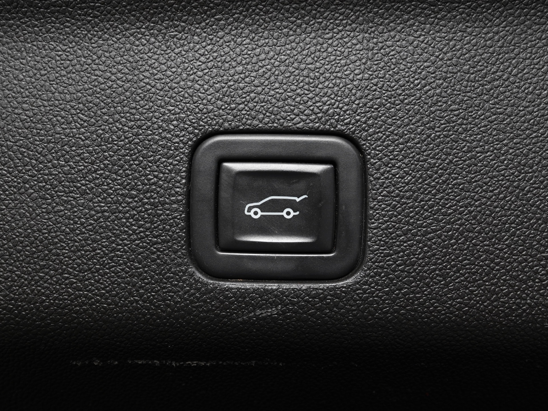 Used 2023 GMC Yukon AT4 AWD/4WD image 14