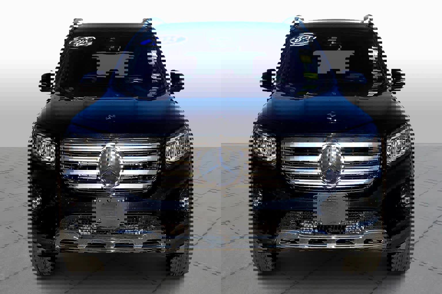 Used 2025 Mercedes-Benz GLB 250 GLB 250 image 3