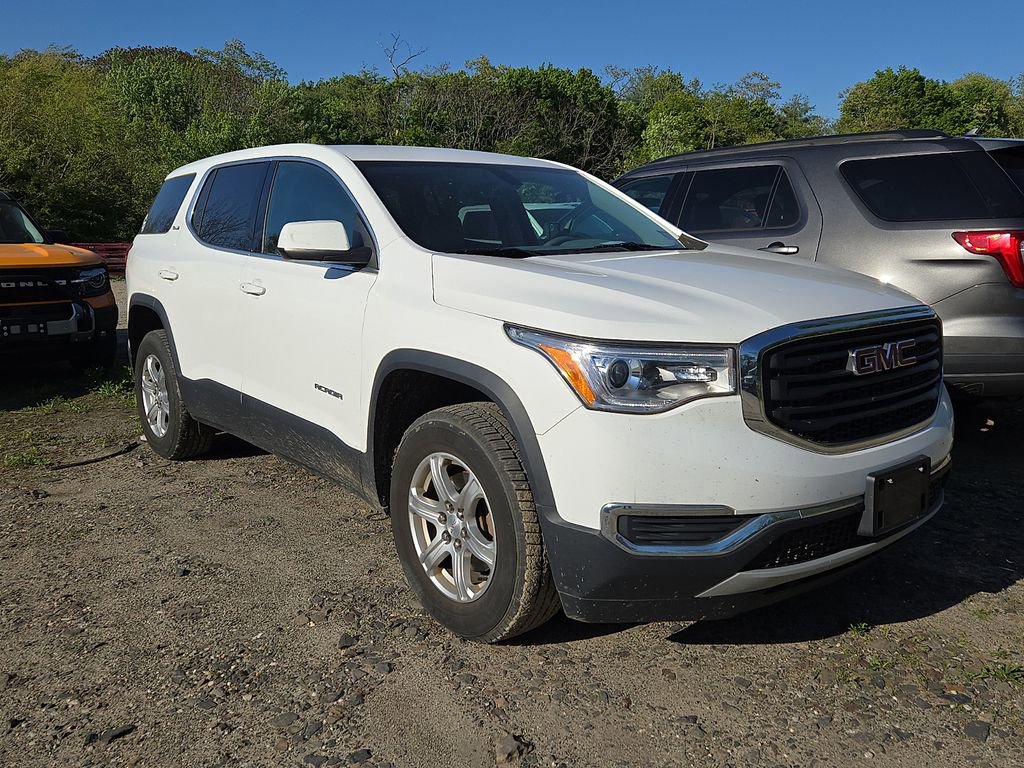 Used 2019 GMC Acadia SLE w/ LPO, Floor Liner Package AWD/4WD image 3
