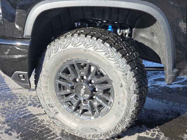 New 2026 Chevrolet Silverado 2500 ZR2 w/ LPO, Dark Essentials Package image 27