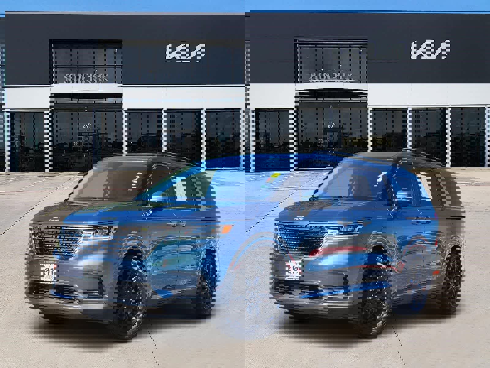 Certified 2024 Kia Carnival SX Prestige image 1