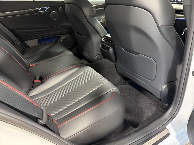 Used 2022 Genesis G80 3.5T Sport w/ Sport Prestige Package AWD/4WD image 34