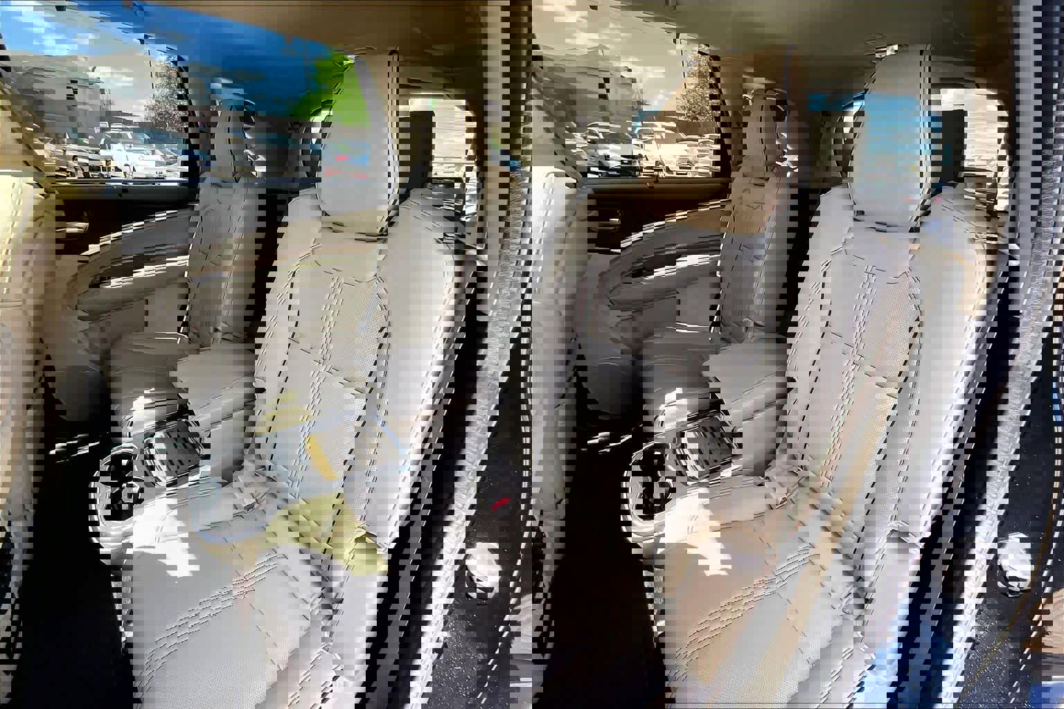 Used 2019 Acura MDX FWD w/ Advance Package image 18